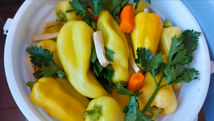 SPREMITE TURŠIJU PO BAKINOM RECEPTU: Do sledeće godine ostaće hrskava i fantastično ukusna (VIDEO)