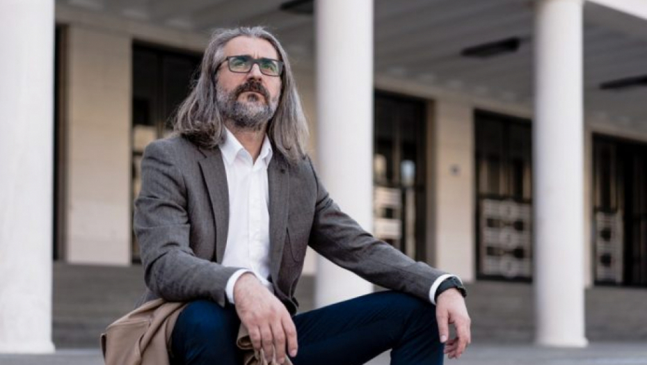 Kome i zašto smetaju zastave Srbije na Limanu?