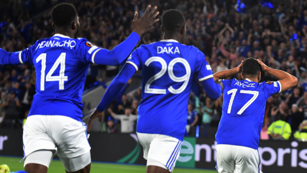 KOSTIĆ ODLIČAN Srbin posle kazne igra kao preporođen, Fener promašio penal u 92. minutu, u 93. mu poništen gol (VIDEO)