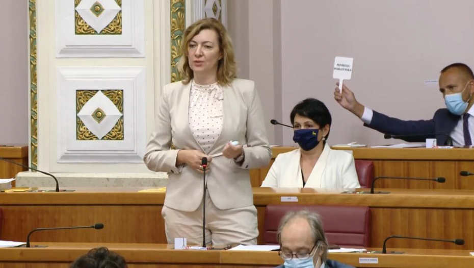 MORAMO OSTATI JEDINSTVENI Dragana Jeckov pozvala Srbe u Hrvatskoj da glasaju za SDSS