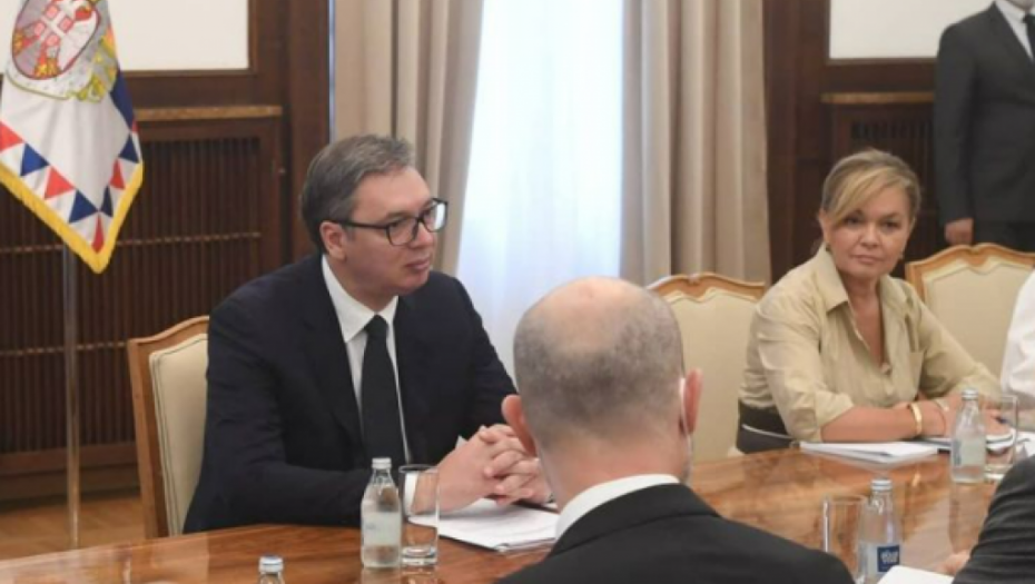 OBJAVLJENE FOTOGRAFIJE Važan sastanak u Predsedništvu