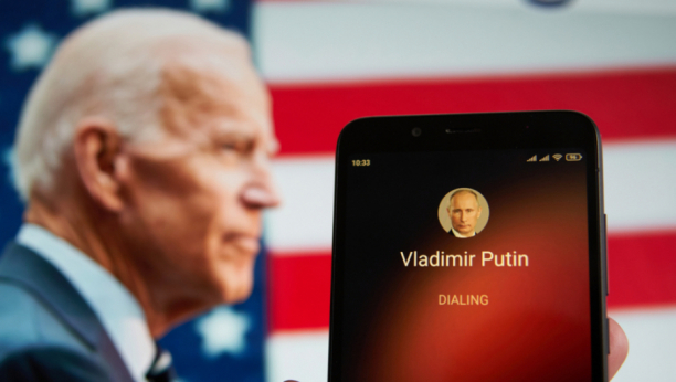 CEO SVET PRATI ISHOD Putin i Bajden započeli telefonski razgovor o Ukrajini