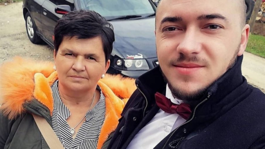 NEUTEŠNA MAJKA SE POTRESNIM REČIMA OPROSTILA OD NASTRADALOG SINA Danas moje zlato ode kod brata i oca, ostavi mene večno da patim (FOTO)