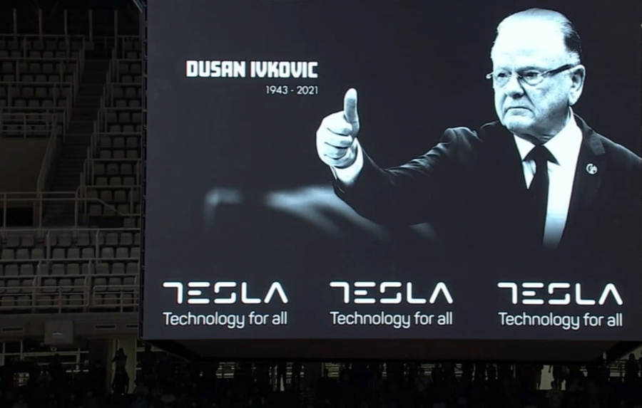 LEGENDI U ČAST Meč velikana počeo minutom ćutanja (FOTO)