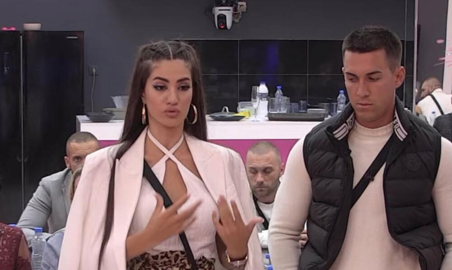 ANĐELA PRIZNALA! OVO JOJ SE NAJVIŠE DOPADA KOD KARIĆA Stefan otkrio šta nikada ne bi dozvolio sebi u rijalitiju, pa spomenuo i Jovanu!