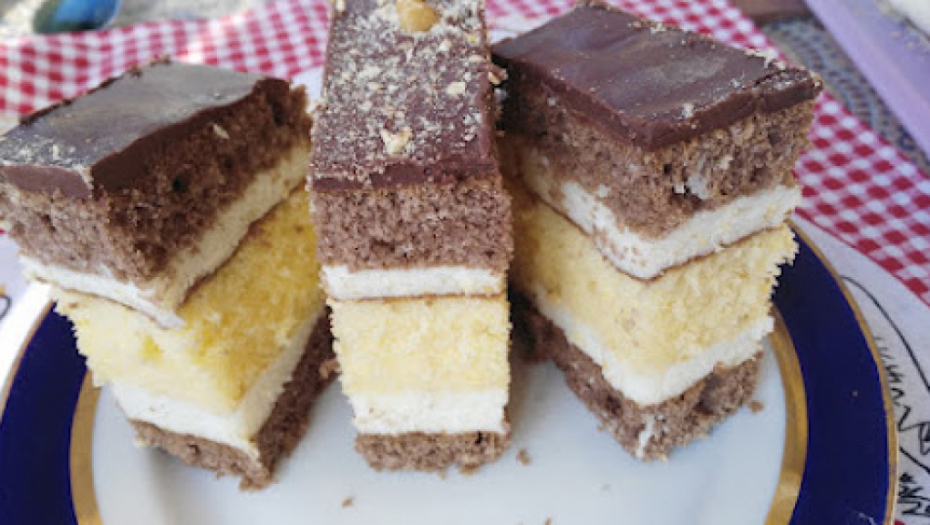 NJENO VELIČANSTVO MEDENA PITA: Starinski recept za omiljeni kolač, koji vole sve generacije