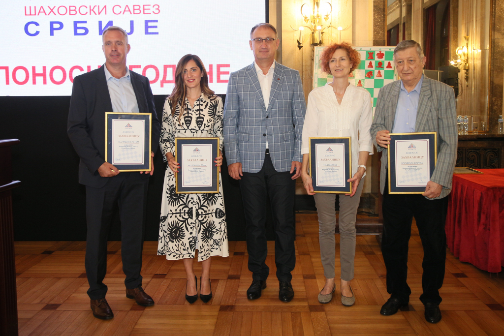 VREME SLAVLJA, ALI I VREME NOVIH IDEJA! Srpski šah proslavio 73. rođendan, predsednik Lazić poručuje: Samo udruženi možemo do cilja! (FOTO)