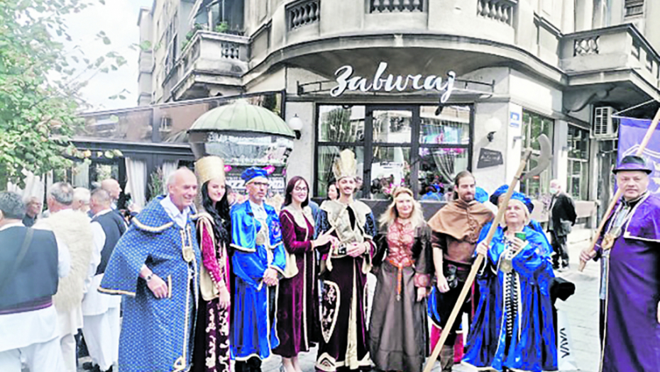 PRAZNIK GASTRONOMIJE Festival srpske trpeze privukao veliki broj posetilaca u najlepšu boemsku četvrt Skadarliju: Carstvo najboljih ukusa za Beograđane i turiste