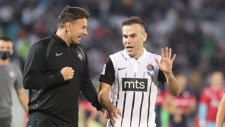 NE STIŠAVA SE BURA Stanojević dobio žestok odgovor iz Zvezde