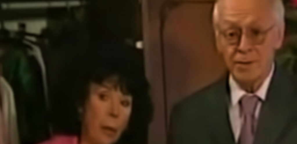 VIC DANA Žena se dere na muža...