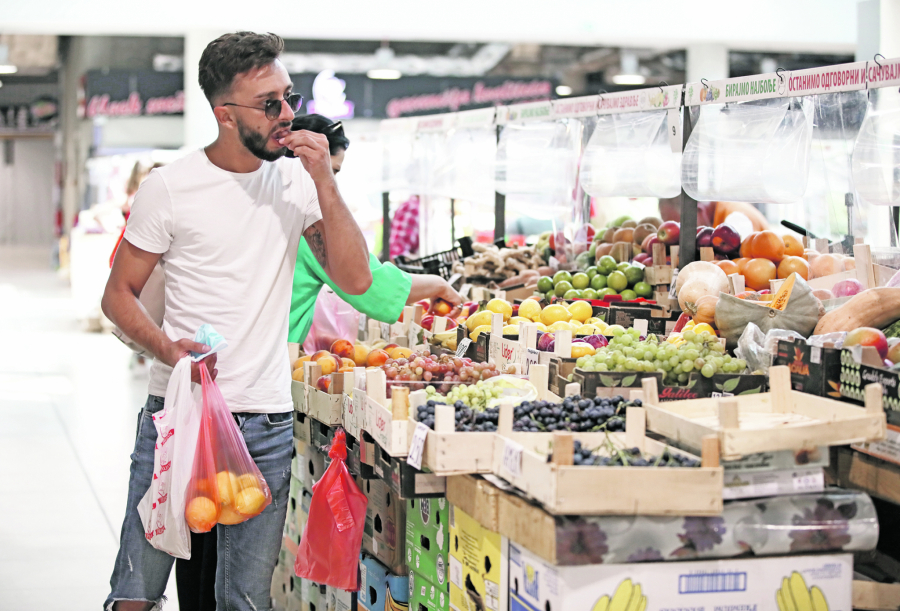 NOĆU RADI, DANJU BAULJA Darko Tanasijević uhvaćen u nezgodnoj situaciji, ovome se nije nadao! (PAPARACO)