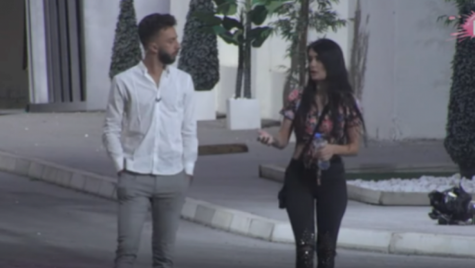 HTELA JE DA SKOČI SA TERASE Viktorija Mitrović otkrila detalje susreta sa ženom sveštenika koji ju je silovao