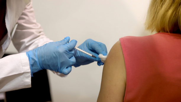 DANAS POČINJE VAKCINACIJA PROTIV SEZONSKOG GRIPA Na raspolaganju 100.000 doza Torlakove vakcine