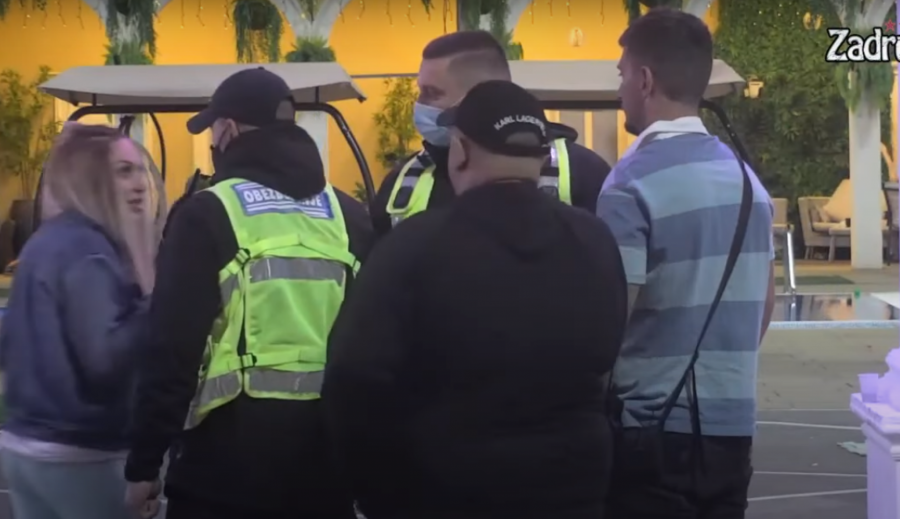 ZADRUGAR PRED DISKVALIFIKACIJOM Stefan pobesneo na Miu i Irmu, obezbeđenje ga opkolilo!