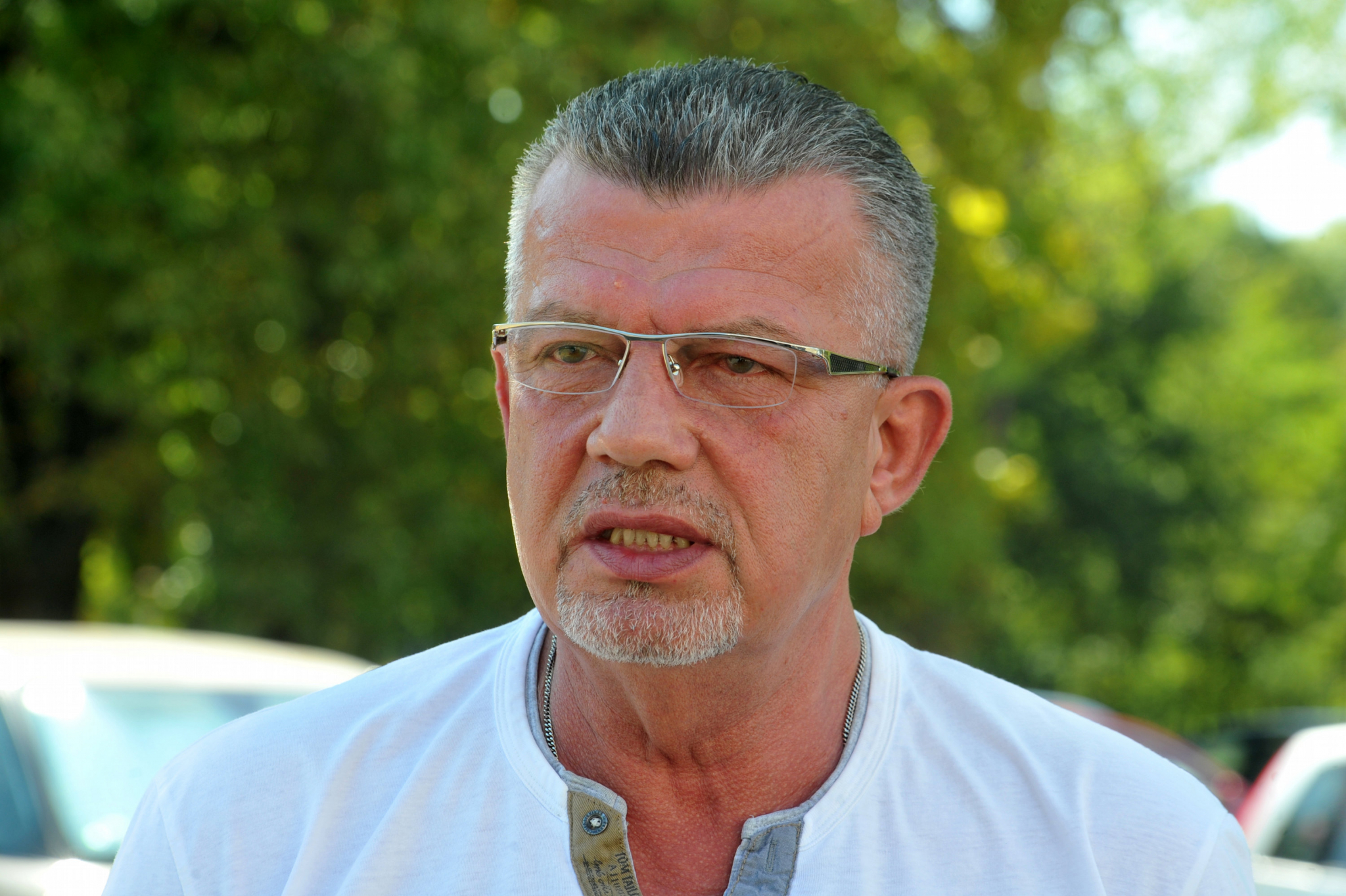 NA CRNOJ LISTI VIŠE OD 300 TRGOVACA Udruženja potrošača objavila spiskove nelegalnih prodavaca na internetu