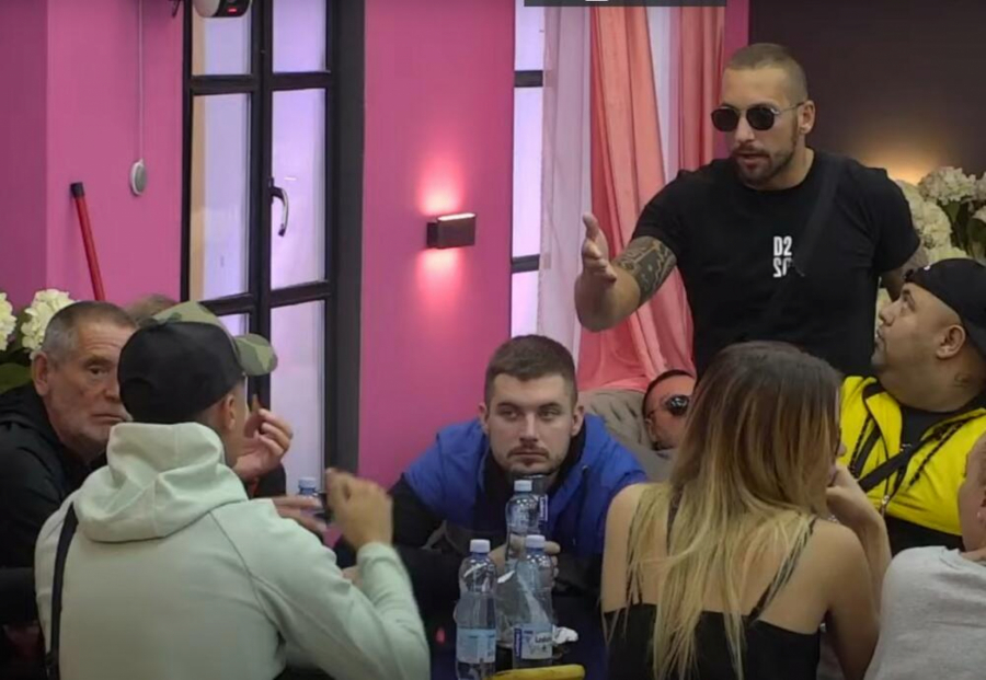 Alo! OTKRIVA Svi detalji skandalozne se*s-afere zadrugara: Dino šutnuo Olgu zbog njene najbolje drugarice!