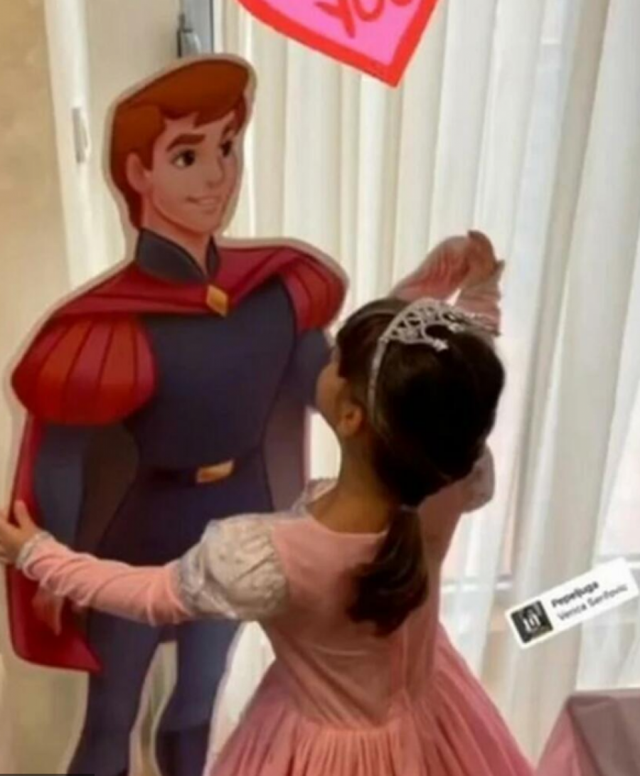 SVE IZGLEDA BAJKOVITO! Ilda Šaulić priredila ćerkici nezaboravan rođendan (FOTO)