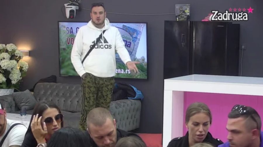 MAJA RASKINULA SA CAREM?! Filip priznao ubeđen da ga je Marinkovićeva ostavila, a evo šta kaže Čaprićeva!