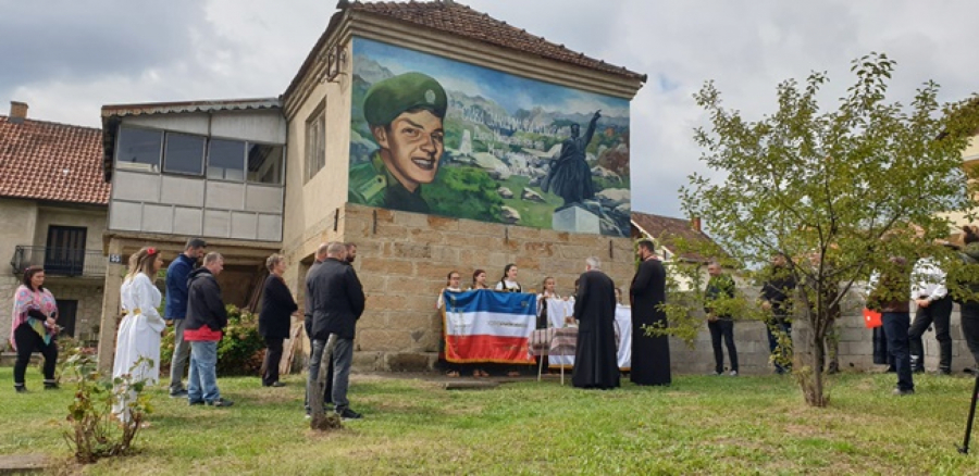 HEROJ SA KOŠARA DOBIO MURAL U SVOM RODNOM MESTU Srbija nikad neće zaboraviti junake koji su dali živote za slobodu svoje zemlje (FOTO)