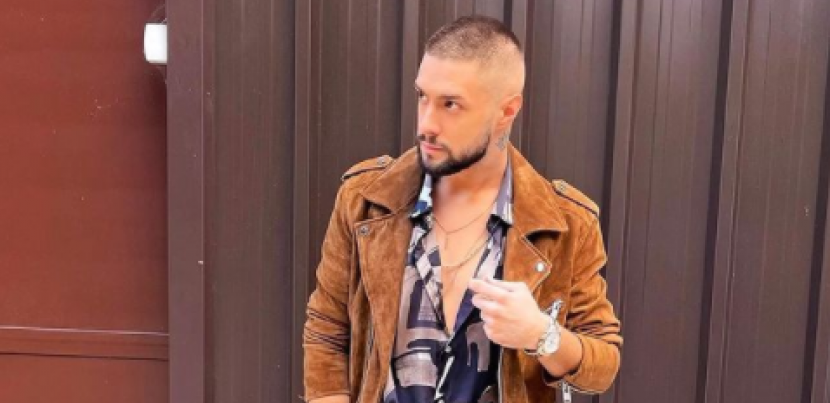 ZOVU GA MUŠKA MILICA PAVLOVIĆ Aleksandra Misojčića Xandera porede sa poznatom pevačicom, a za to imaju dobar razlog!