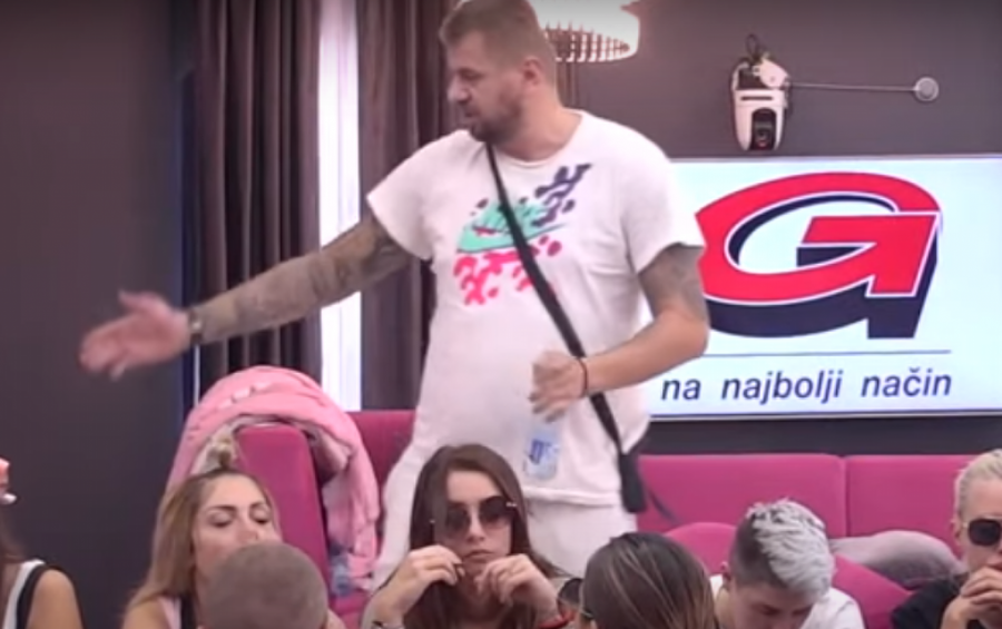 JANJUŠ DOČEKAO SVOJIH PET MINUTA  Ovaj trenutak je nešto najlepše za njega