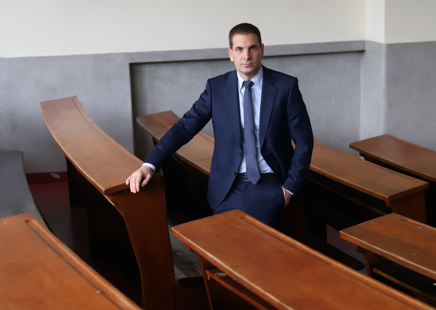 MILOŠ JOVANOVIĆ O AKTUELNIM POLITIČKIM PITANJIMA: Ili ćemo svi završiti u rijalitiju ili će se nešto promeniti