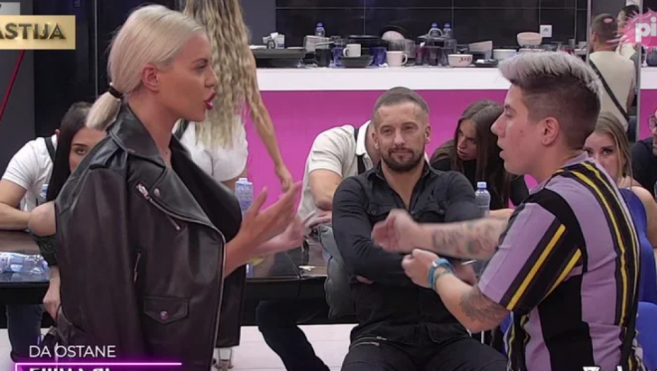 PUKLA TIKVA! MC Aleks se premestila od Matore, Tomićeva presekla: Ne zanima me više!