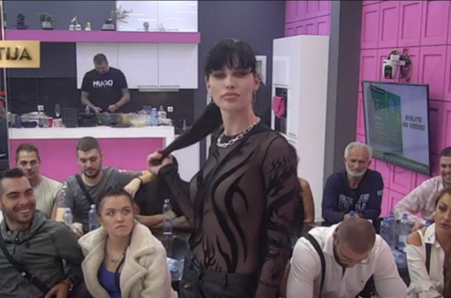 DENIZ DEJM I SUBOTIĆKA NA RATNOJ NOZI Pljuštale prozivke, optužbe za prostituciju, jezive uvrede, a onda se ubacila Irma!