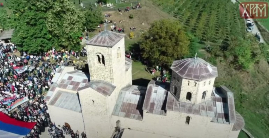 SIMBOL SLOBODE I NEUNIŠTIVOSTI Đurđevi stupovi - zadužbina Nemanjića, manastir koji je pet puta spaljivan i razaran