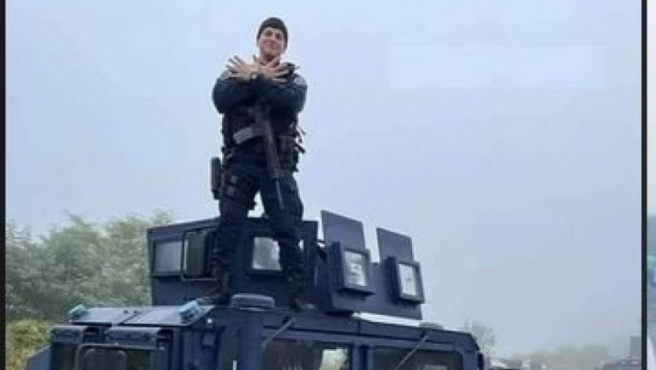 JESU LI ZAISTA TOLIKO JADNI? Sraman potez specijalaca Rosu- dvoglavim orlom provociraju goloruke Srbre (FOTO)