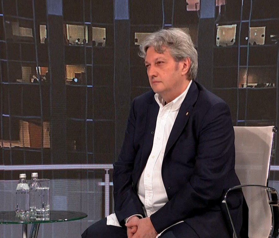 TRENUTAK ISTINE Predsednik Vučić: Nije moja majka dužna ovo da trpi