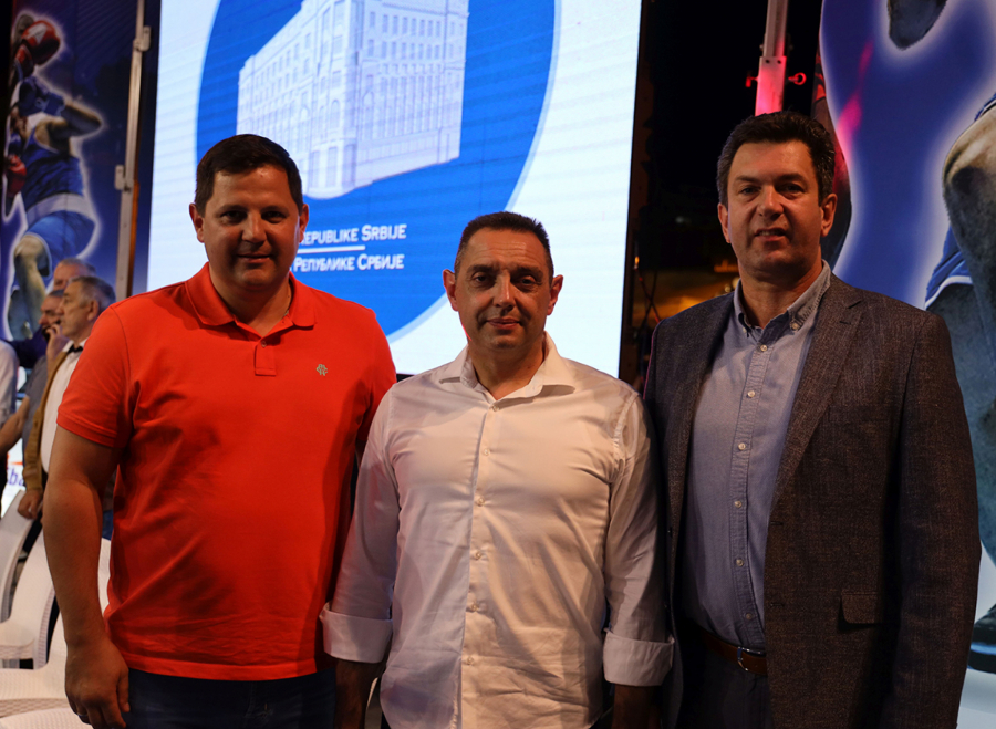 SPEKTAKL! Zvezdana noć u Šapcu lansirala nove boks šampione!