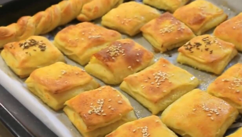 Tope se u ustima: Pogačice sa sirom i kajmakom