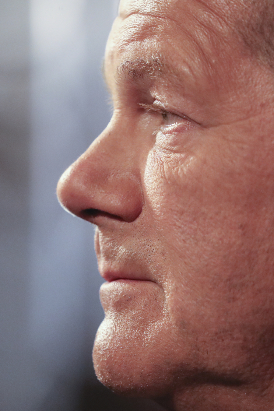 KO JE OLAF ŠOLC Spaja prste kao Angela Merkel, a jedan SKANDAL bacio je senku na njegovu karijeru!