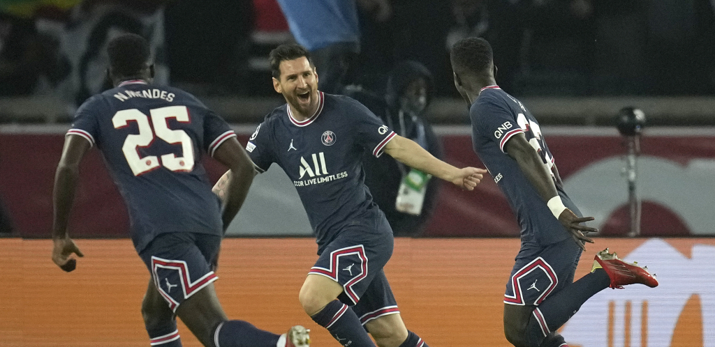 KRENULI U LOV! Najtaletnovaniji napadač na meti Pari Sen Žermena, njegov agent zatražio basnoslovnu platu!