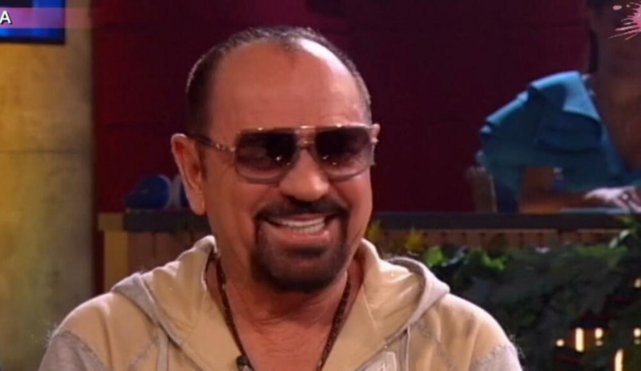 MILE KITIĆ OTKRIVA KOLIKO MU JE BIO TRNOVIT PUT NA POČETKU KARIJERE Pesma koja ga je proslavila nije bila namenjena njemu