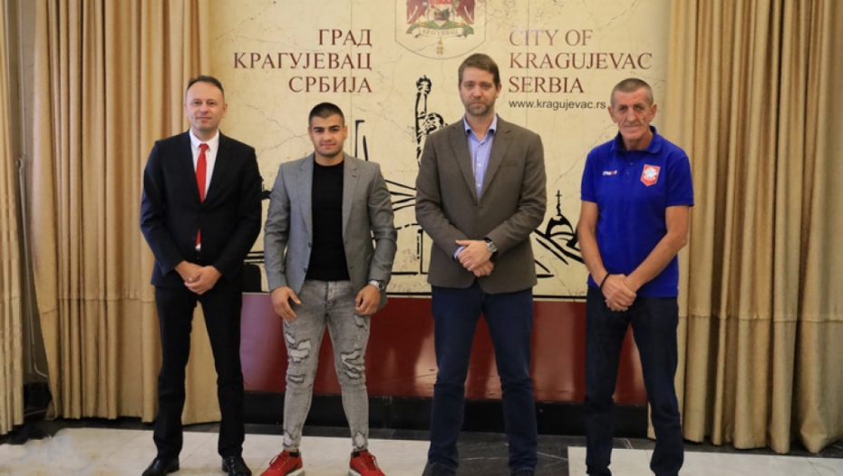 PRVA LASTA Posle dugo godina Kragujevac ima bokserskog šampiona