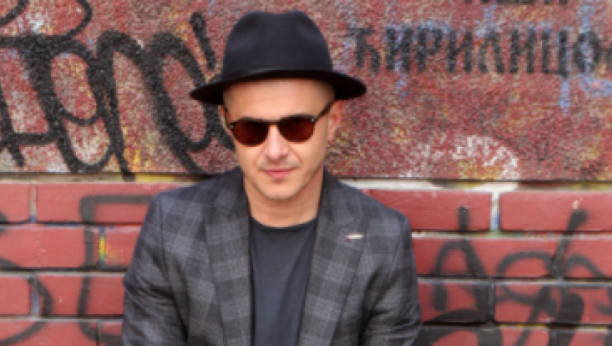 OTKRIVENA POZADINA ODNOSA Sale Tropiko nakon razvoda snimljen sa nepoznatom devojkom, a evo ko je ona