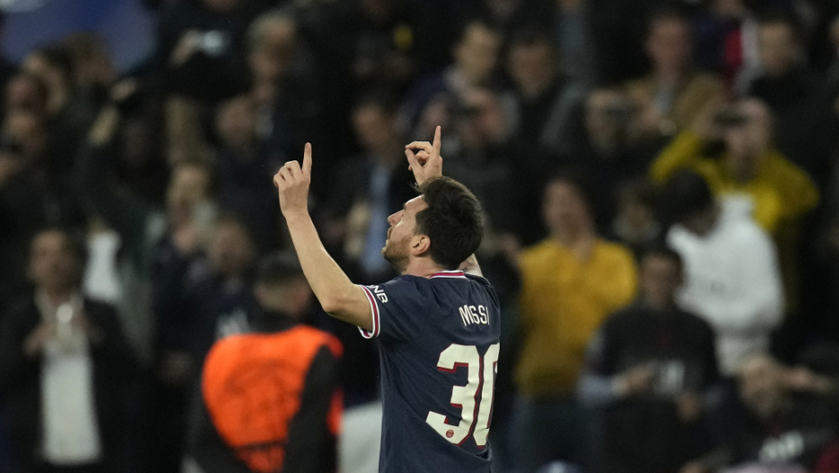 ZNA SE KO JE MILJENIK! O sceni nakon utakmice svi pričaju! (VIDEO)