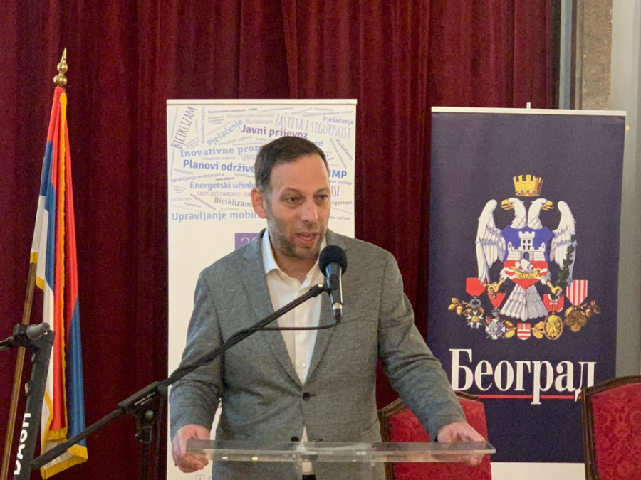 TOTALNA PROMENA Plato ispred Narodne skupštine dobija novi izgled