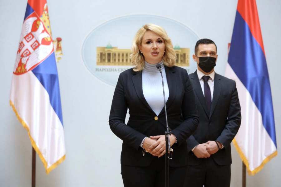 DARIJA KISIĆ DANAS OBRADOVALA PENZIONERE Najstarijima će biti isplaćena najveća jednokratna pomoć do sada