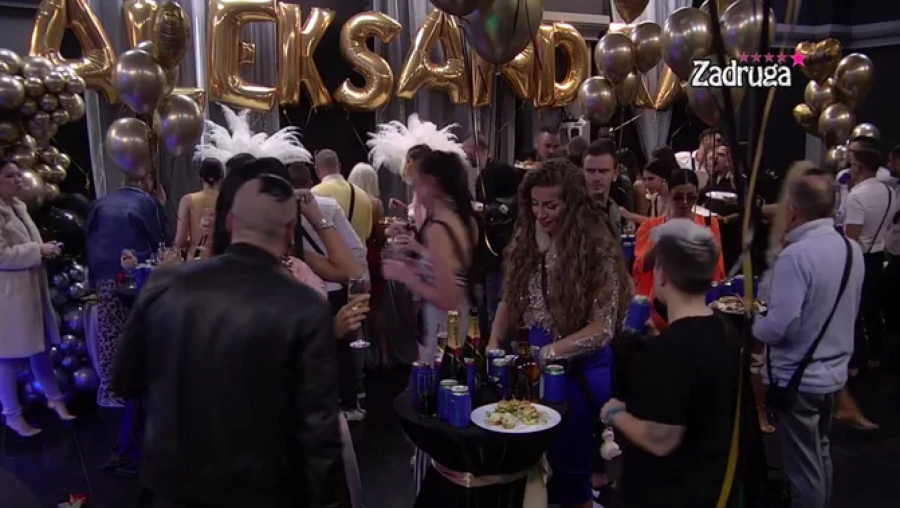 OTVORIO NOVČANIK, PA PRIREDIO GALA SLAVLJE Aleksandra Subotić proslavlja rođendan, a evo kakav luksuz joj je obezbedio suprug!