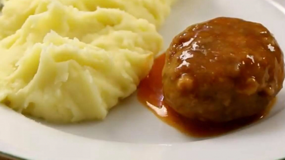 Ručak koje se lako pravi: Recept za ćufte u sosu