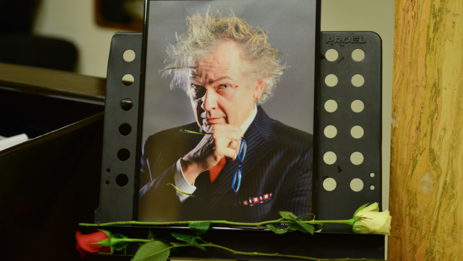 Brnabić: Sramni tvit sociologa o Tasovcu je prilika da podvučemo crvenu liniju!