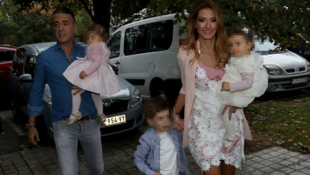 HILJADE RUŽA KOJE VISE U DVORIŠTU Jovana i Željko napravili bajkoviti rođendan bliznakinjama! (VIDEO)