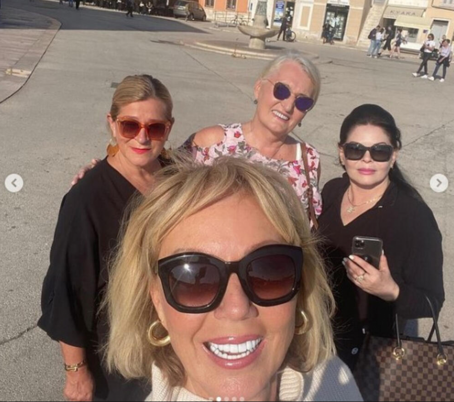 NAJVEĆI USPEH TI JE ŠTO SI BILA LJUBAVNICA MIROSLAVU I KIĆI Ilićevu bivšu izvređali, ona odgovorila kako je imala težak život!