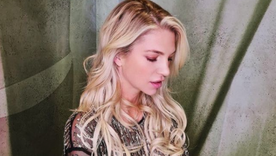 PEVAČICA ŠOKIRALA PRIZNANJEM: Živimo u kombiju, moramo tako!