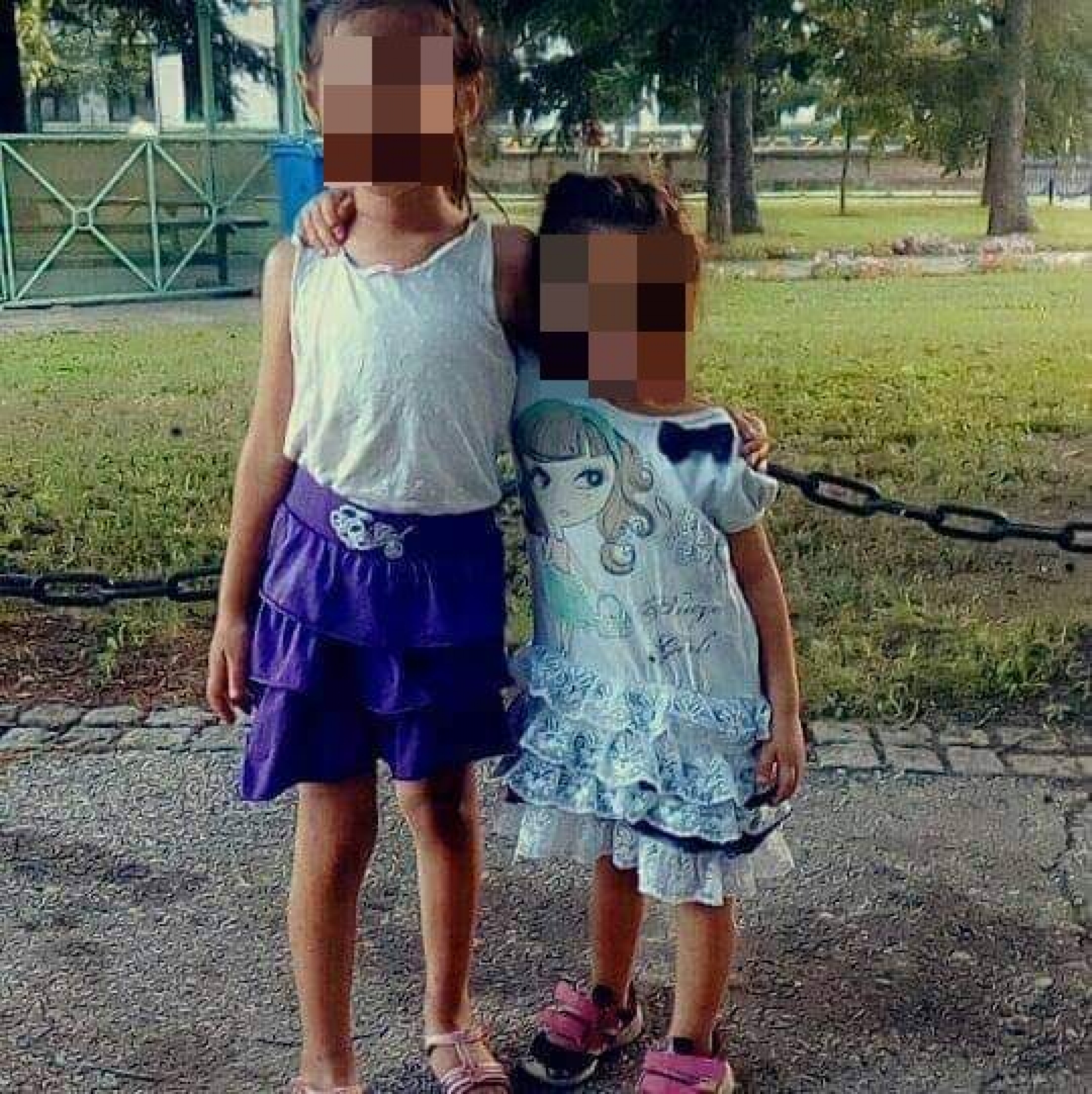 STIGLI REZULTATI OBDUKCIJE DVE DEVOJČICE IZ OBRENOVCA Sestre nađene mrtve u kupatilu, otkriven razlog tragedije