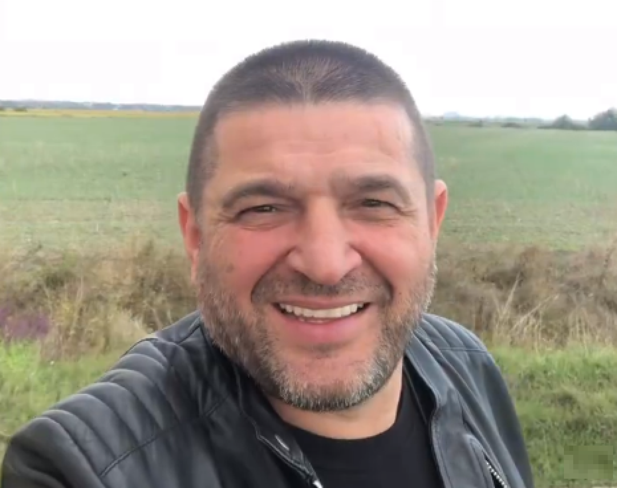 MALO NAGORELA Baja Mali Knindža otkrio da je jedna od najlepših srpskih pesama spašena iz zapaljene kuće