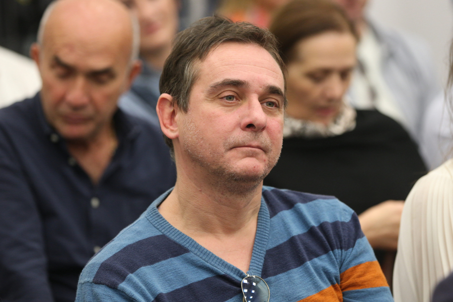 ZBOG BOLESTI MARKA ŽIVIĆA PREKINUT FESTIVAL Istaknuti glumac trebalo je da se pojavi u predstavi, a evo kakvo mu je stanje sada!